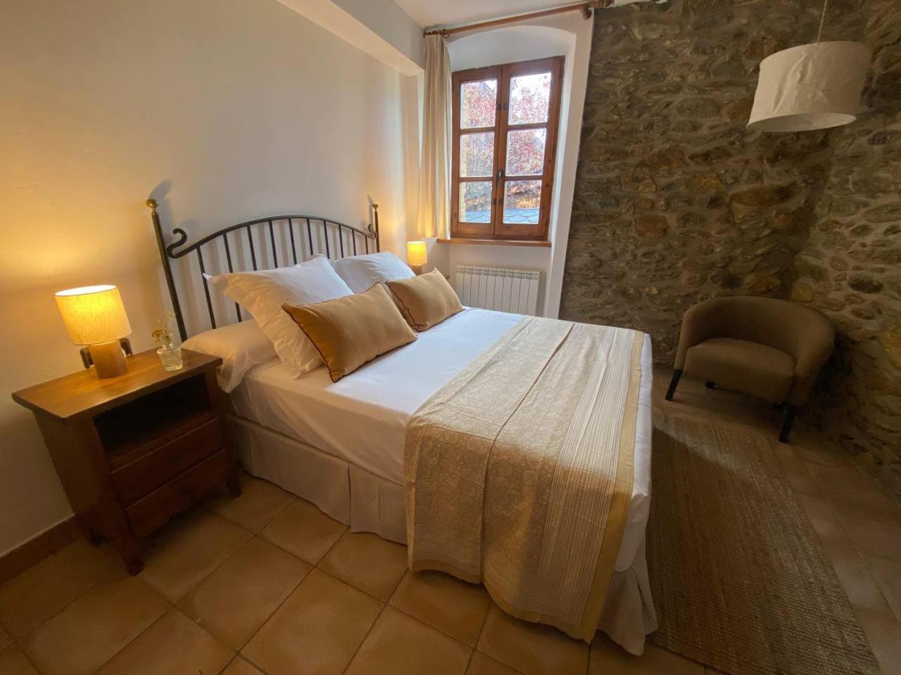 Hotel Fonda Dels Pics à Escardacs Extérieur photo