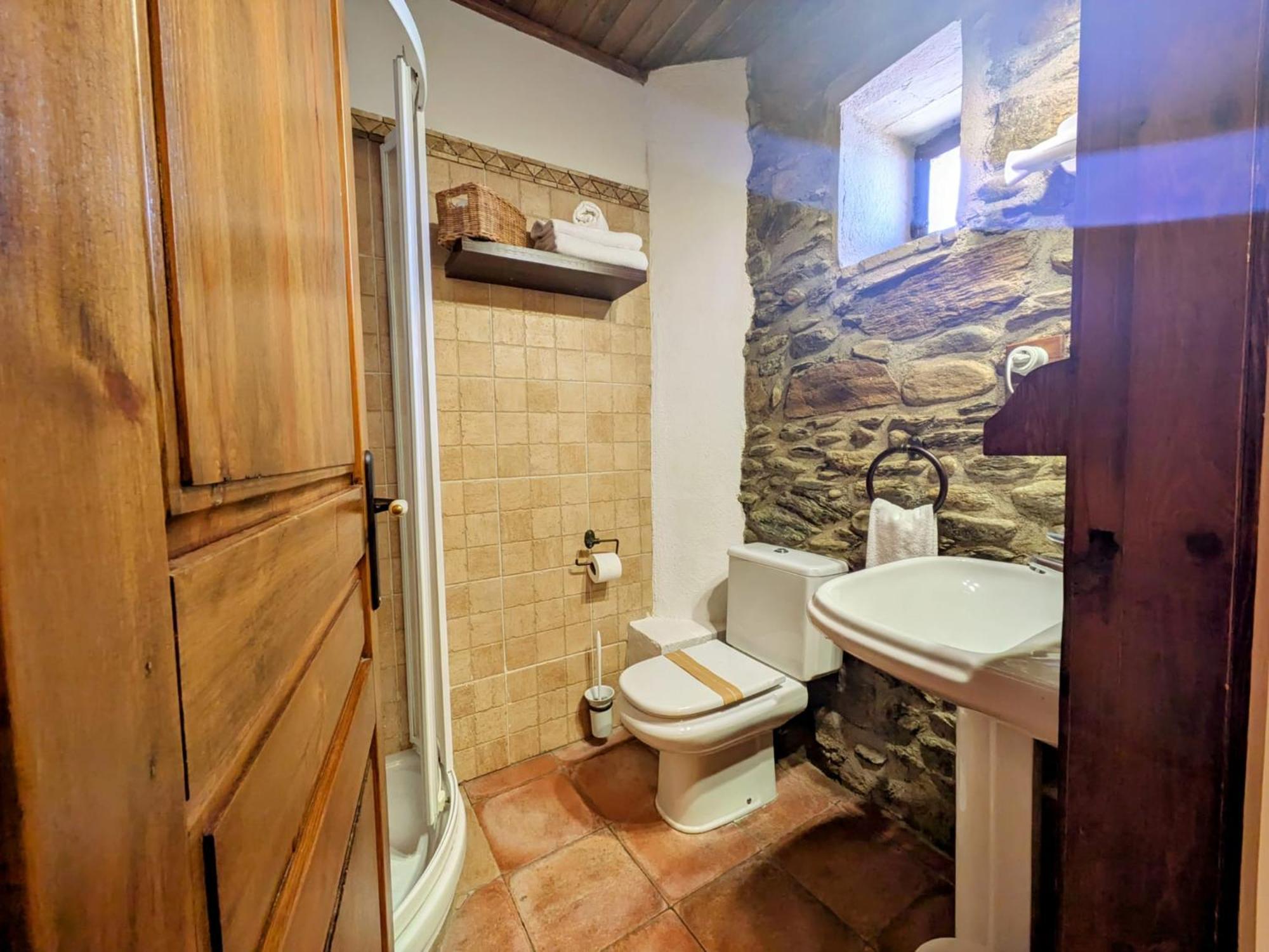 Hotel Fonda Dels Pics à Escardacs Extérieur photo
